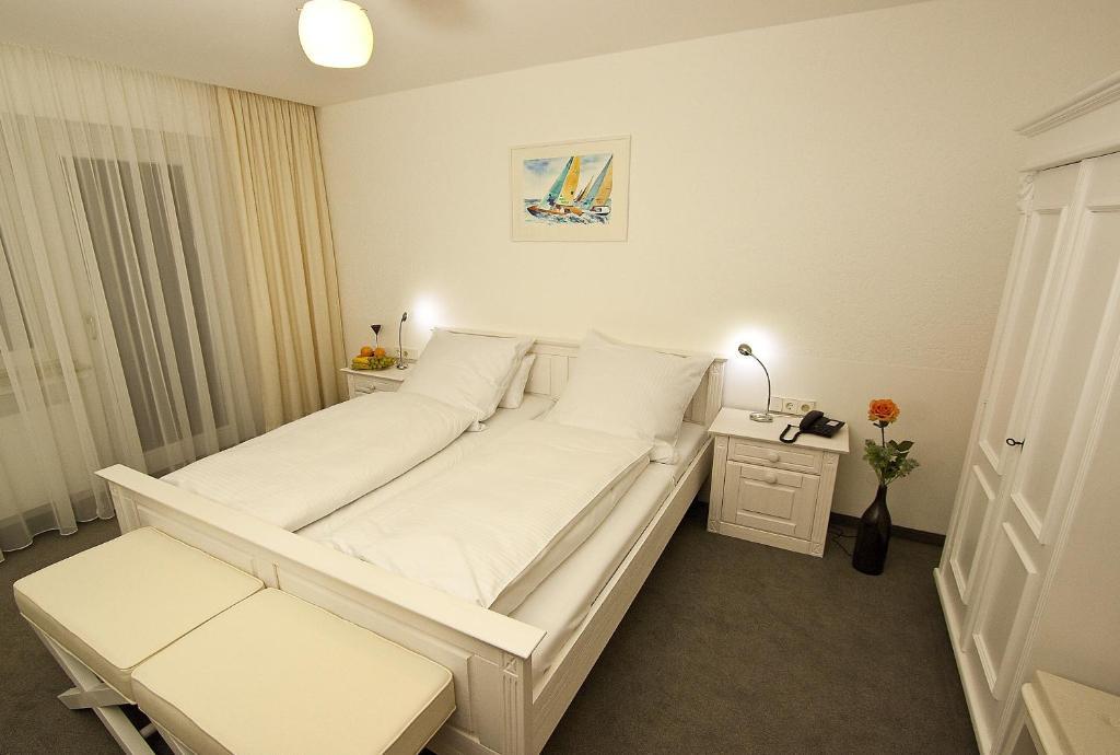 Lupinenhotel Bodensee Sipplingen Room photo