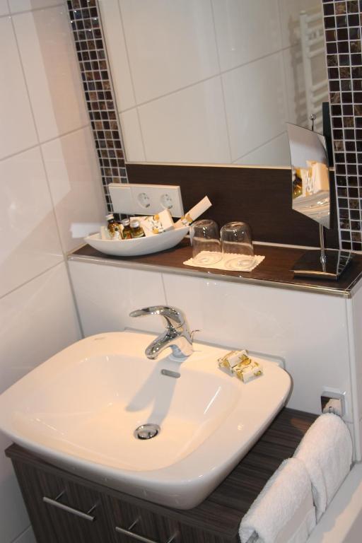 Lupinenhotel Bodensee Sipplingen Room photo